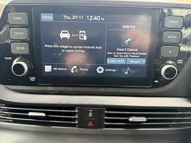 Hyundai BAYON 1.0 TGDi 48V MHEV SE Connect 5dr Red