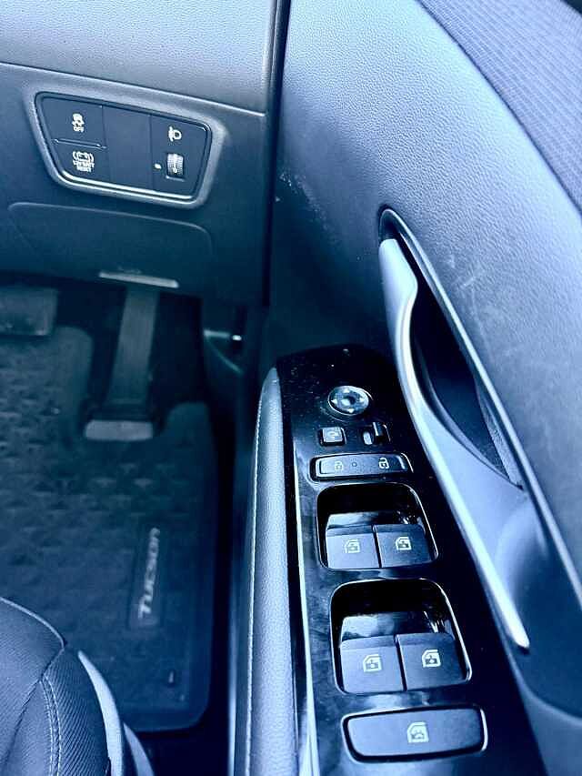 Hyundai TUCSON 1.6 TGDi Hybrid 230 Premium 5dr 2WD Auto Grey