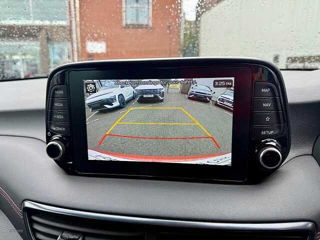 Hyundai TUCSON 1.6 CRDi 48V MHD 136 N Line 5dr 2WD DCT Red
