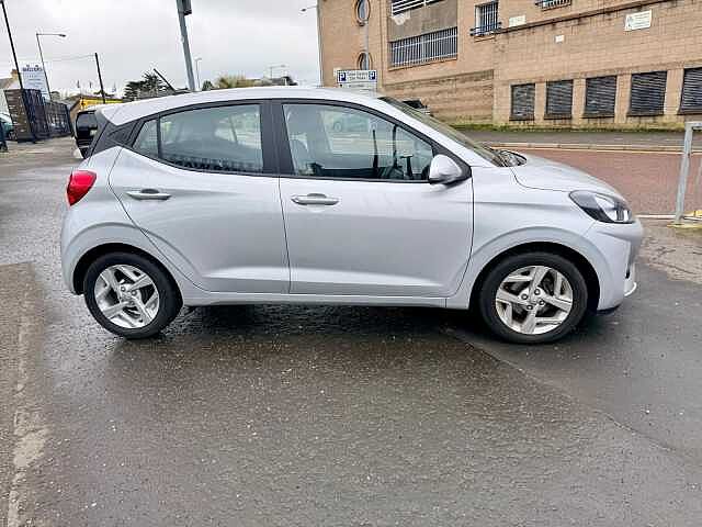 Hyundai i10 1.2 MPi SE Connect 5dr Auto