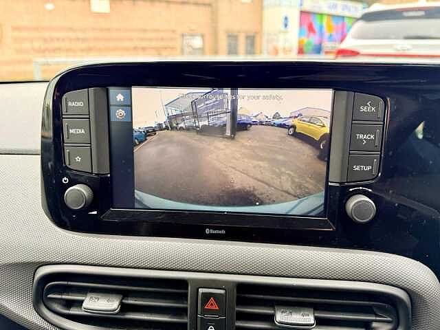 Hyundai i10 1.0 Advance 5dr Auto