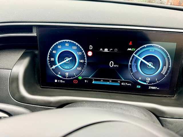 Hyundai TUCSON 1.6 TGDi Hybrid 230 SE Connect 5dr 2WD Auto Grey