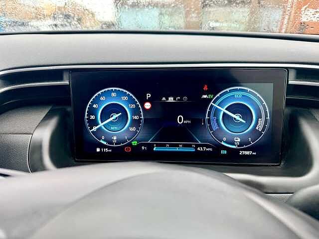 Hyundai TUCSON 1.6 TGDi Hybrid 230 SE Connect 5dr 2WD Auto Grey