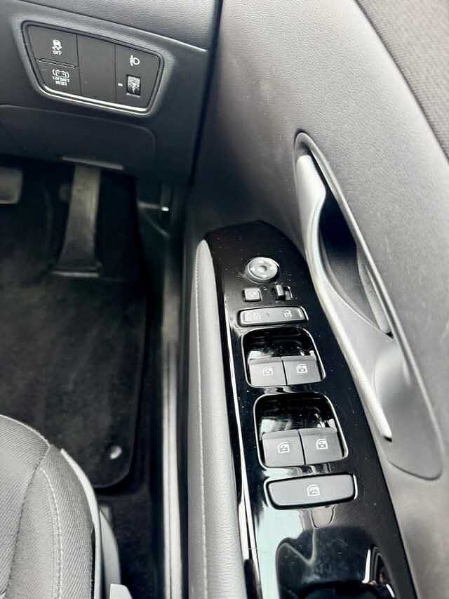 Hyundai TUCSON 1.6 TGDi Hybrid 230 Premium 5dr 2WD Auto Black