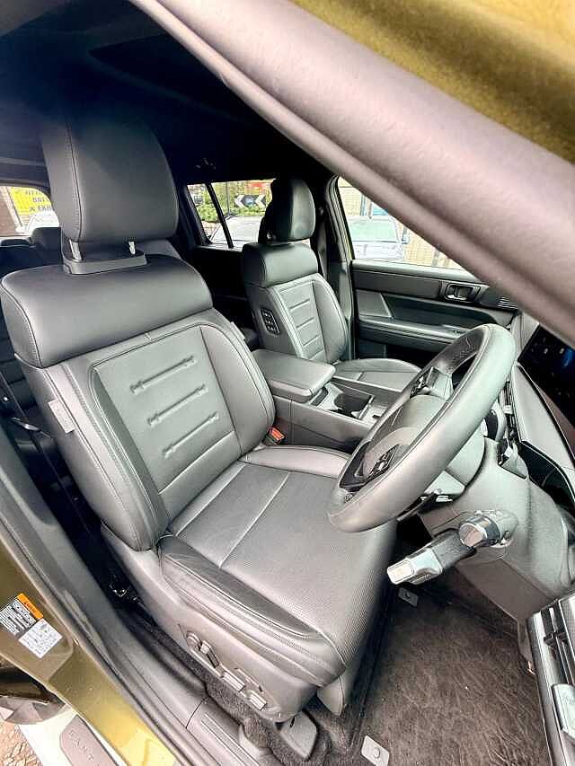 Hyundai SANTA FE 1.6 TGDi Hybrid Calligraphy 5dr Auto Green