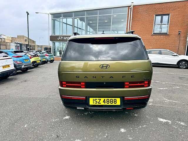 Hyundai SANTA FE 1.6 TGDi Hybrid Calligraphy 5dr Auto Green