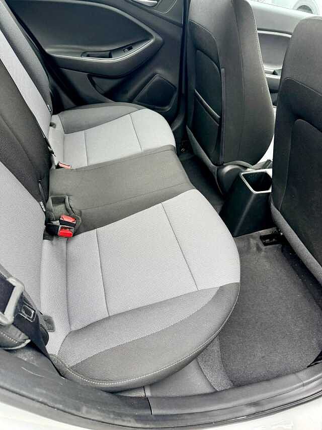 Hyundai i20 1.0 T-GDi SE 5dr Auto