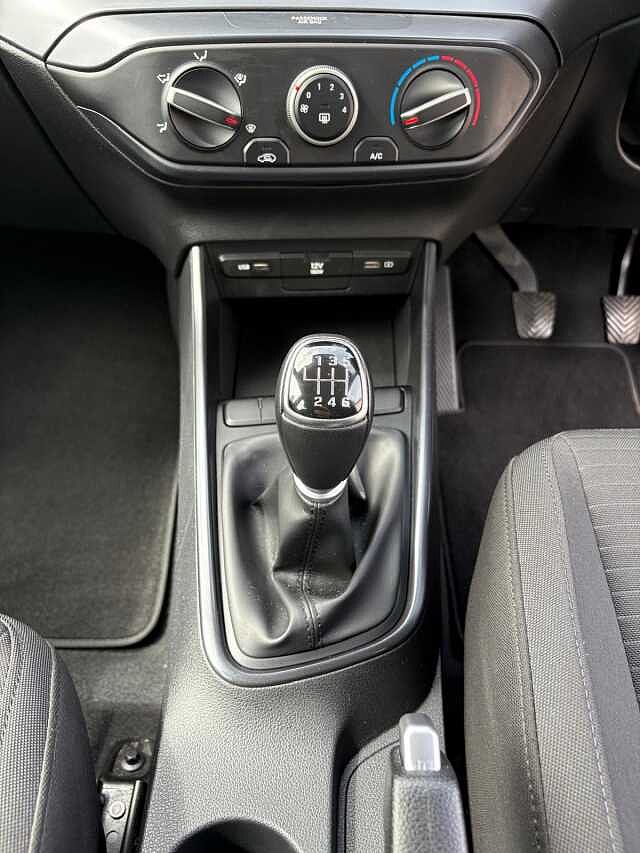 Hyundai i20 1.0T GDi 48V MHD SE Connect 5dr
