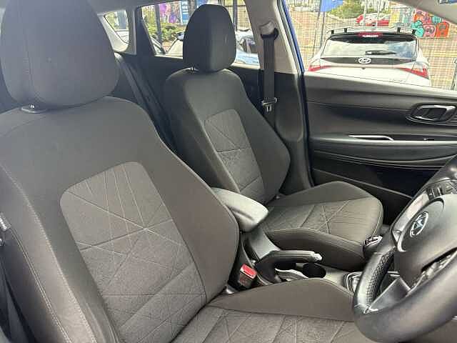 Hyundai BAYON 1.0 TGDi 48V MHEV Premium 5dr Blue