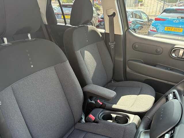 Hyundai INSTER 85kW 02 49kWh 5dr Auto Green