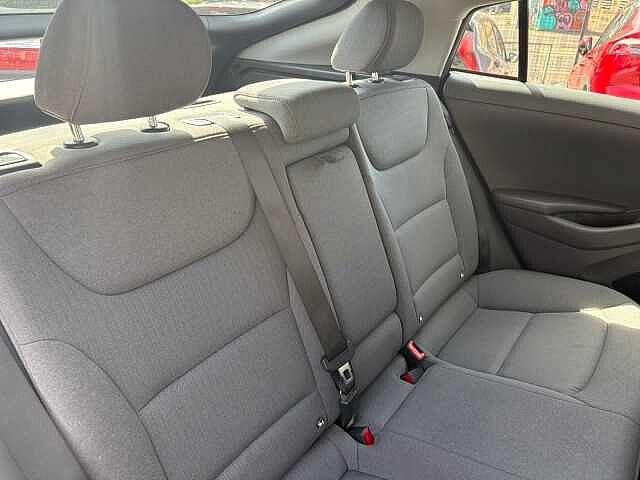 Hyundai IONIQ 1.6 GDi Hybrid 1st Edition 5dr DCT