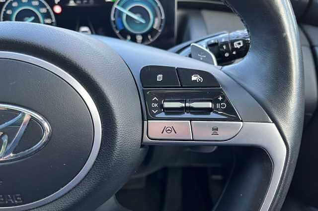 Hyundai TUCSON 1.6 h T-GDi 13.8kWh Ultimate Auto 4WD Euro 6 (s/s) 5dr Red