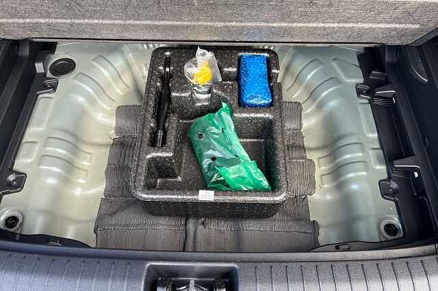 Hyundai KONA 1.6 h-GDi Premium DCT Euro 6 (s/s) 5dr Green