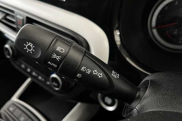 Hyundai i10 1.2 Premium Euro 6 (s/s) 5dr