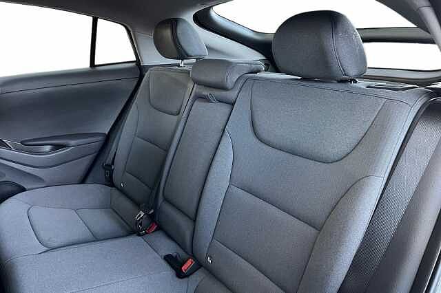 Hyundai IONIQ 1.6 h-GDi Premium DCT Euro 6 (s/s) 5dr