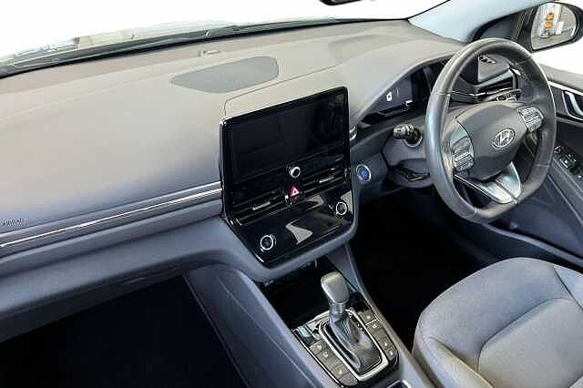 Hyundai IONIQ 1.6 h-GDi Premium DCT Euro 6 (s/s) 5dr