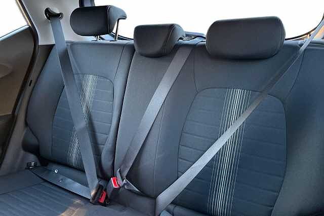 Hyundai i10 1.2 Advance Euro 6 (s/s) 5dr