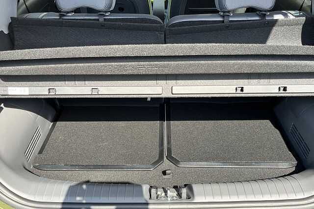 Hyundai INSTER Long Range 49kWh Cross Auto 5dr