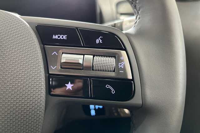Hyundai INSTER Long Range 49kWh Cross Auto 5dr