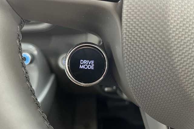 Hyundai INSTER Long Range 49kWh Cross Auto 5dr