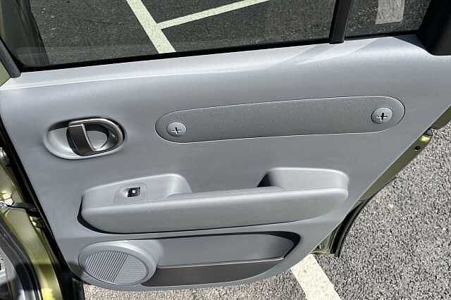 Hyundai INSTER Long Range 49kWh Cross Auto 5dr