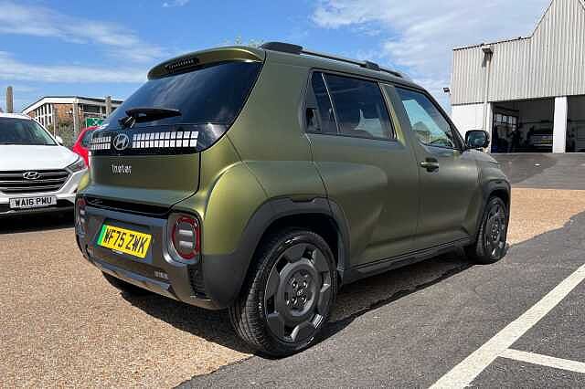 Hyundai INSTER Long Range 49kWh Cross Auto 5dr