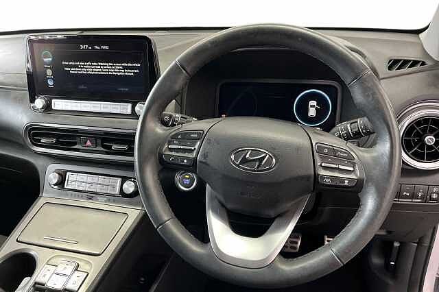 Hyundai KONA 39kWh Premium Auto 5dr (10.5kW Charger)