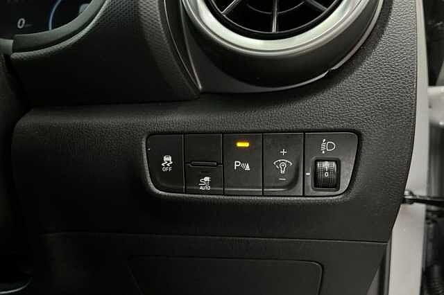 Hyundai KONA 39kWh Premium Auto 5dr (10.5kW Charger)