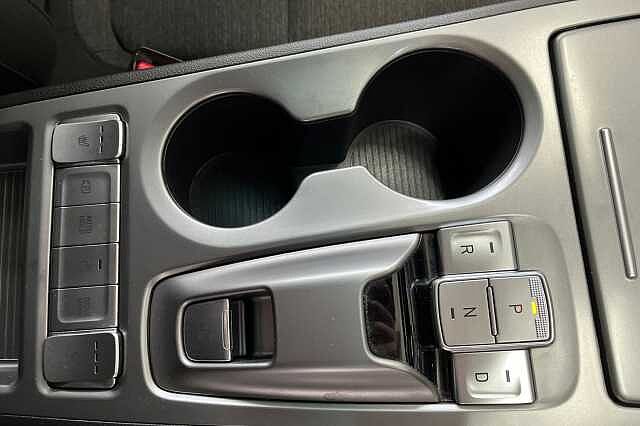 Hyundai KONA 39kWh Premium Auto 5dr (10.5kW Charger)