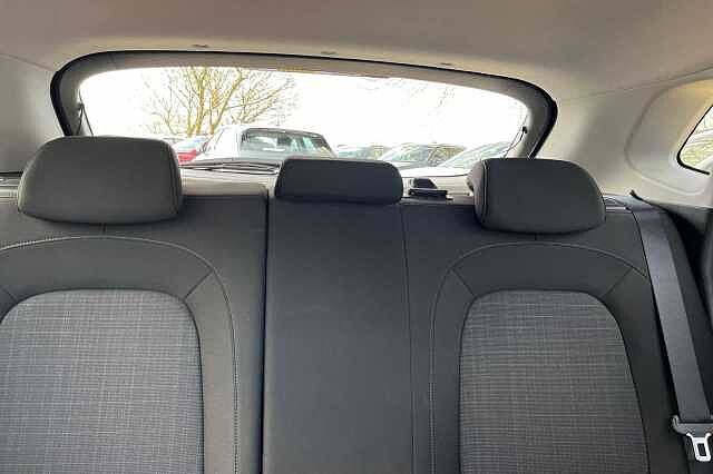 Hyundai KONA 1.6 h-GDi Premium DCT Euro 6 (s/s) 5dr