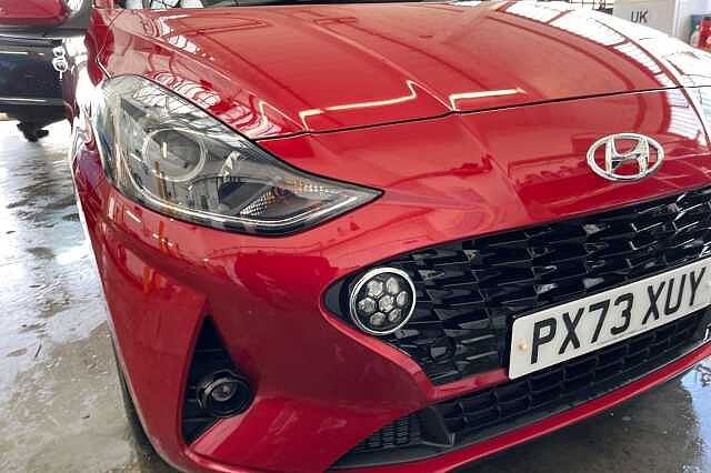 Hyundai I10 1.0 Premium Auto Euro 6 (s/s) 5dr Red