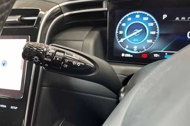 Hyundai TUCSON 1.6 T-GDi MHEV Premium DCT Euro 6 (s/s) 5dr Red