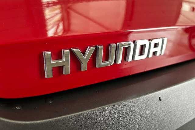 Hyundai BAYON 1.0 T-GDi MHEV Premium Euro 6 (s/s) 5dr Red