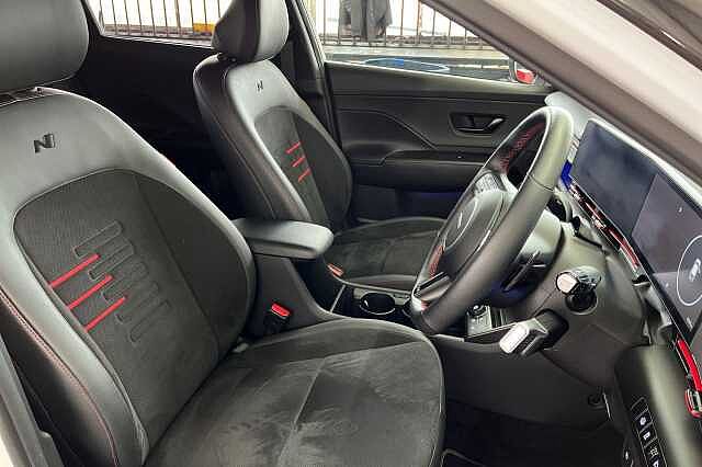 Hyundai KONA 1.6 h-GDi N Line S DCT Euro 6 (s/s) 5dr White