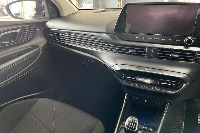 Hyundai BAYON 1.0 T-GDi MHEV Premium Euro 6 (s/s) 5dr