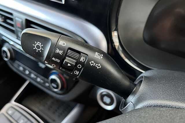 Hyundai I10 1.2 Premium Auto Euro 6 (s/s) 5dr Blue