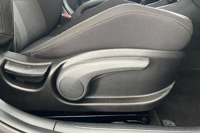 Hyundai I20 1.0 T-GDi Premium DCT Euro 6 (s/s) 5dr Blue
