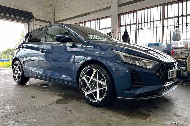 Hyundai I20 1.0 T-GDi Premium DCT Euro 6 (s/s) 5dr Blue