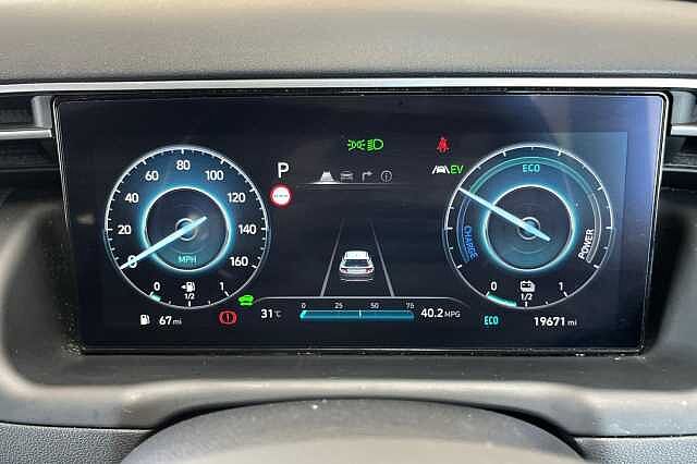 Hyundai TUCSON 1.6 h T-GDi Premium Auto Euro 6 (s/s) 5dr White