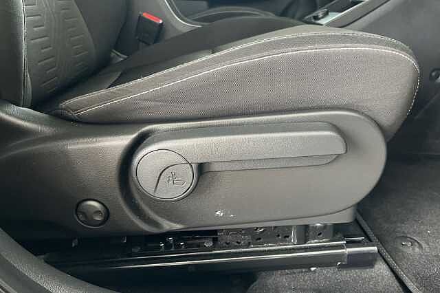 Hyundai KONA 65.4kWh Advance SUV 5dr Electric Auto (218 ps)