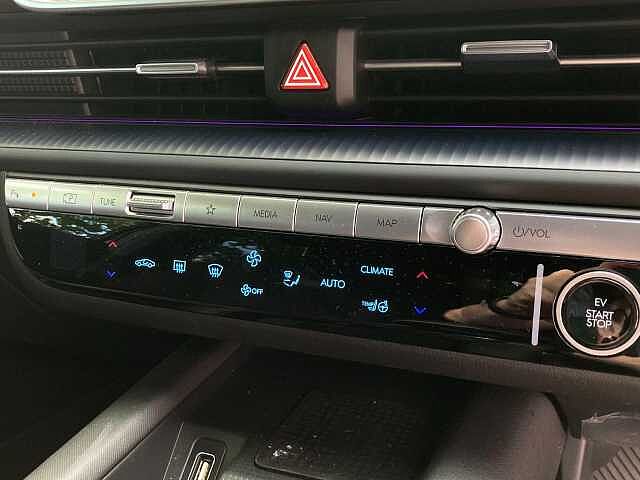 Hyundai IONIQ 6 77.4kWh Premium Auto 4dr