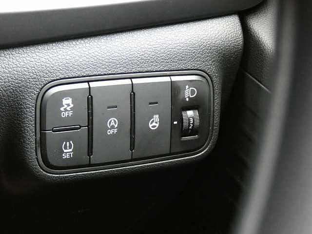 Hyundai BAYON 1.0 T-GDi Premium Euro 6 (s/s) 5dr Red