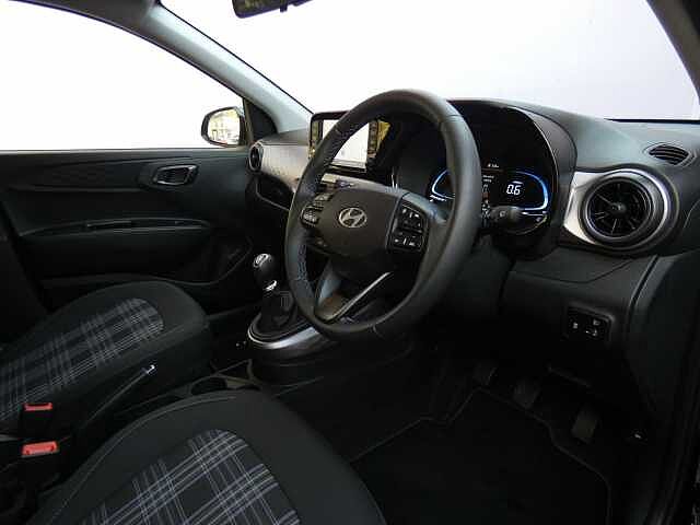 Hyundai i10 1.2 Premium Euro 6 (s/s) 5dr