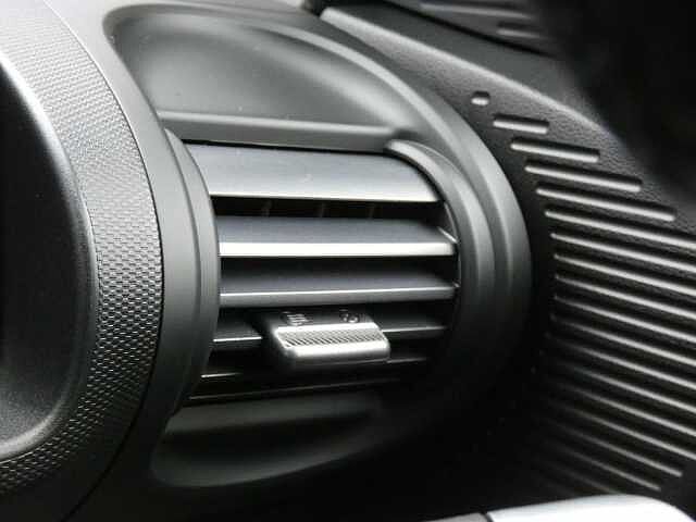 Hyundai INSTER Long Range 49kWh 02 Auto 5dr Orange