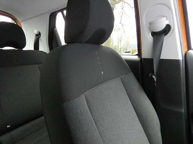 Hyundai INSTER Long Range 49kWh 02 Auto 5dr Orange