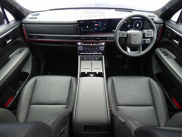 Hyundai SANTA FE 1.6 TGDi Hybrid Calligraphy 5dr 4WD Auto Black