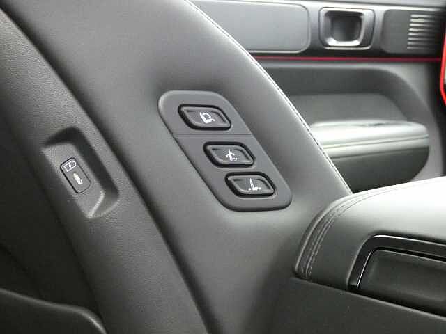 Hyundai SANTA FE 1.6 TGDi Hybrid Calligraphy 5dr 4WD Auto Black