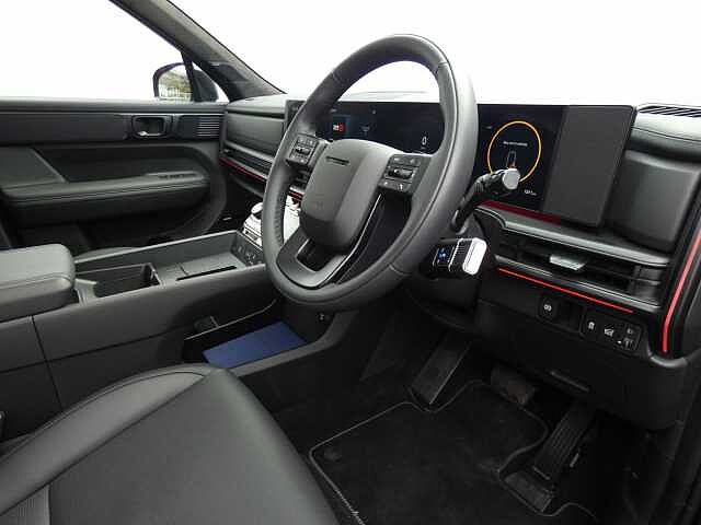 Hyundai SANTA FE 1.6 TGDi Hybrid Calligraphy 5dr 4WD Auto Black