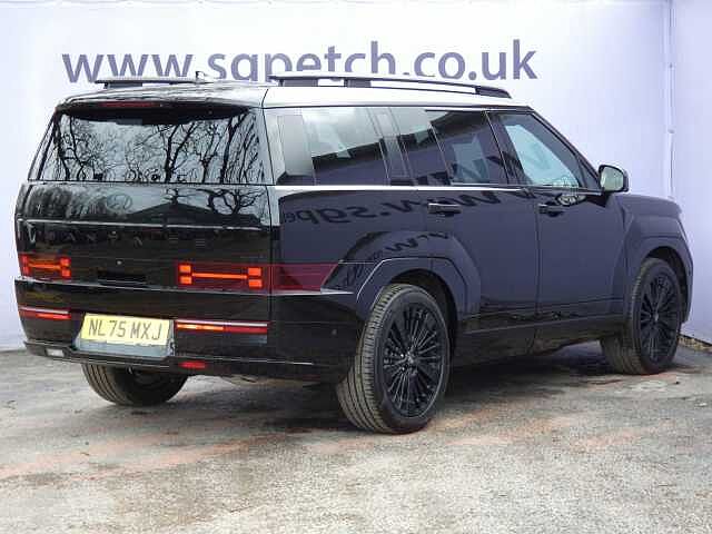 Hyundai SANTA FE 1.6 TGDi Hybrid Calligraphy 5dr 4WD Auto Black