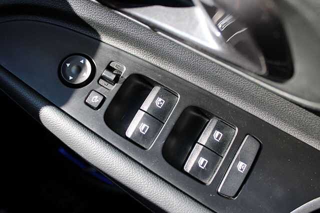 Hyundai I20 1.0 T-GDi MHEV Premium Euro 6 (s/s) 5dr Blue